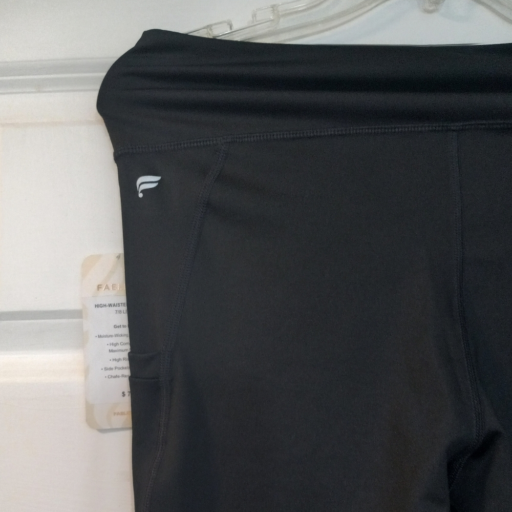PowerHold® High-Waisted LeggingThe high-waisted legging - Picture 5 of 9